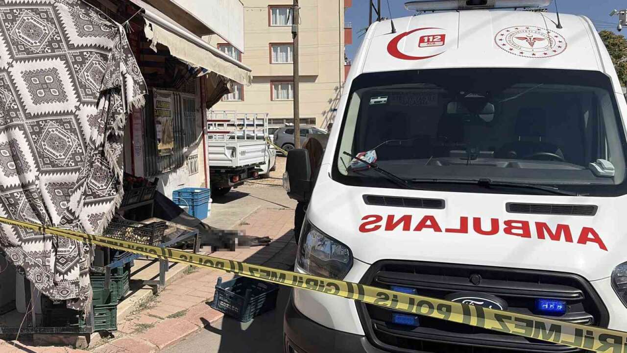 Parkta P*mp*lı Tüf*kle Saldırıya Uğradı: 51 Yaşındaki Mehmet Çelik Hayatını Kaybetti