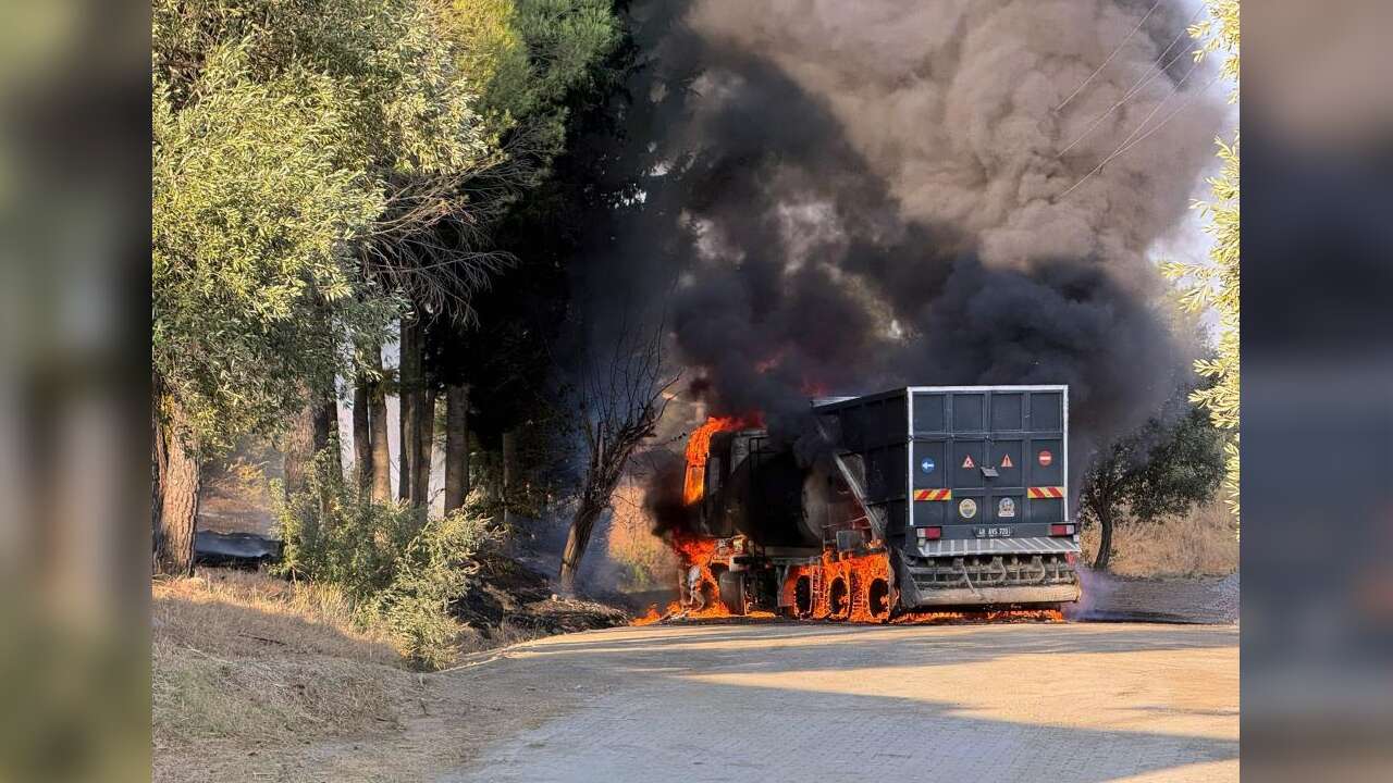 Dalaman Belediyesi’nin Aracı Alev Alev Yandı