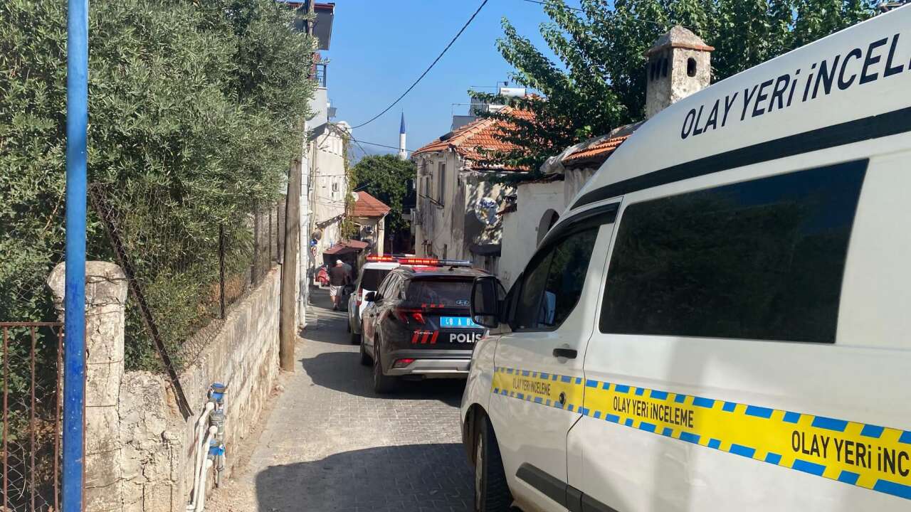 Muğla’da Korkutan Olay: 65 Yaşındaki Adam Pencereden Düştü