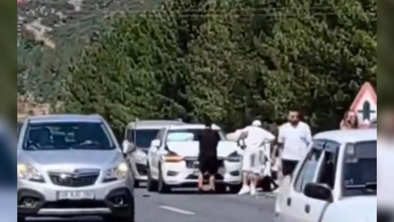Menteşe’de 15’ten Fazla Aracın Karıştığı Zincirleme Kaza: Marmaris Yolu Trafiğe Kilitlendi
