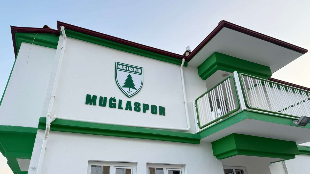 Atatürk Stadyumu’nda Maç Heyecanı: Muğlaspor Taraftarına “Kapıdan Dönmeyin”  Uyarısı