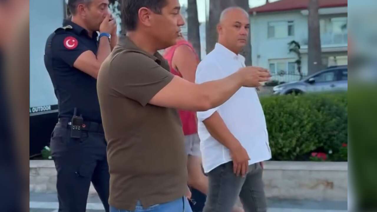 Başkan Acar Ünlü Marmaris’te Kayıp Bankı Arıyor: “Bank Nerede?”