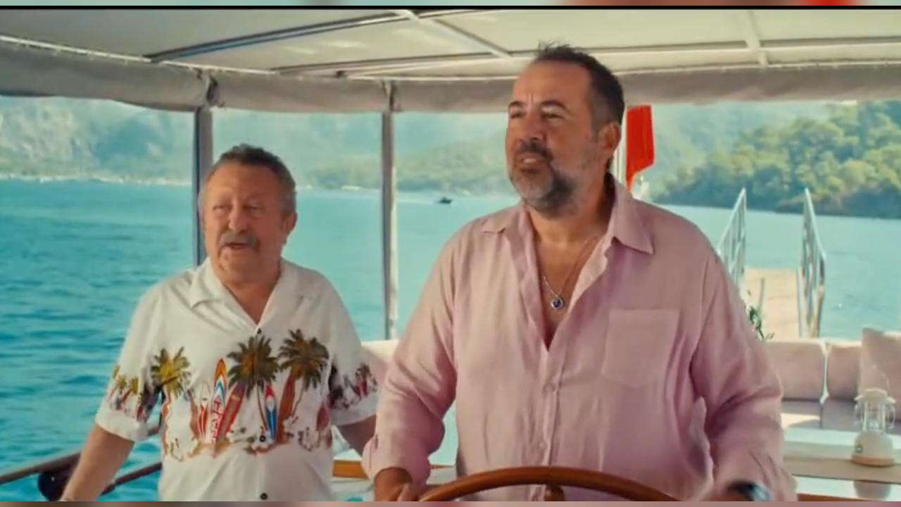 Ata Demirer ve Erkan Can Göcek’in Mavisine Dalış Yaptı Denizin Altındaki Yaşamı Anlattılar
