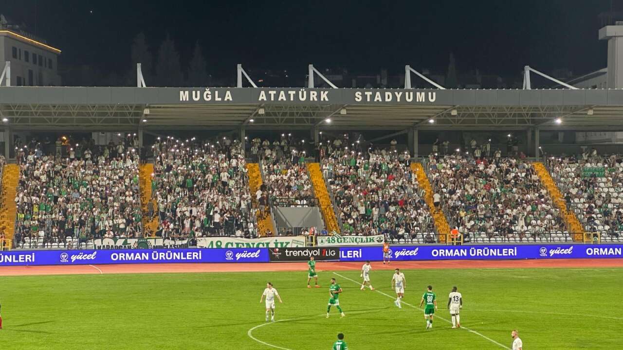 Muğlaspor’a  150 Bin TL’lik Usulsüz Seyirci Cezası