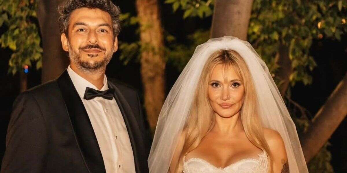 İstanbul’un Yoğun Temposundan Kaçarak Marmaris’e Yerleşen  Şarkıcı Gökçe Evlendi