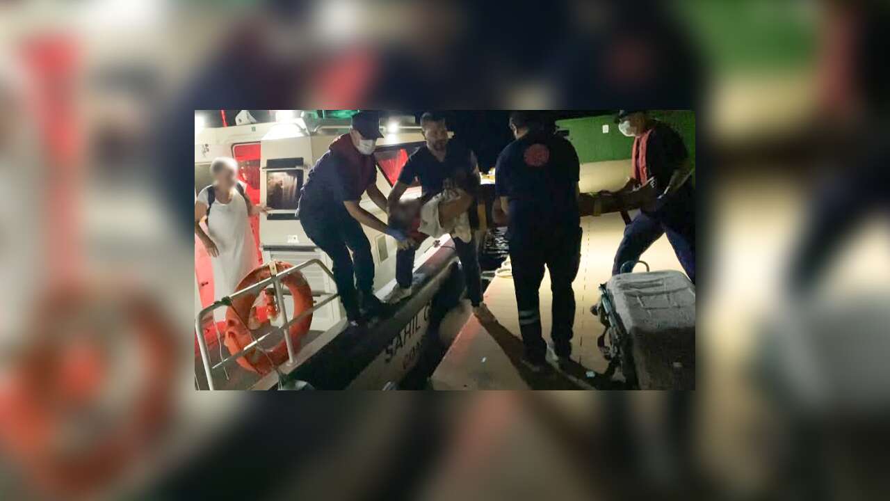 Sahil Güvenlik Fethiye ve Marmaris’te İki Tıbbi Tahliye Gerçekleştirildi