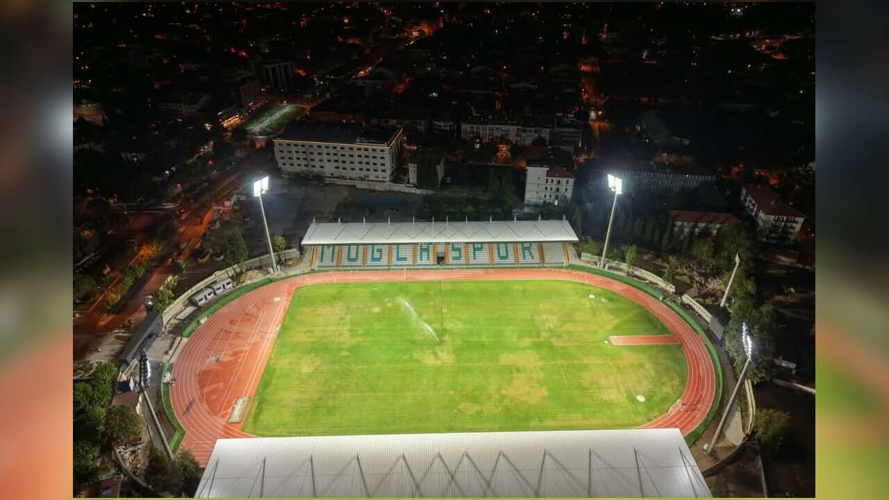 Muğla Atatürk Stadyumu’nun Yenilenen Atletizm Pisti Halkın Kullanımına Açılıyor