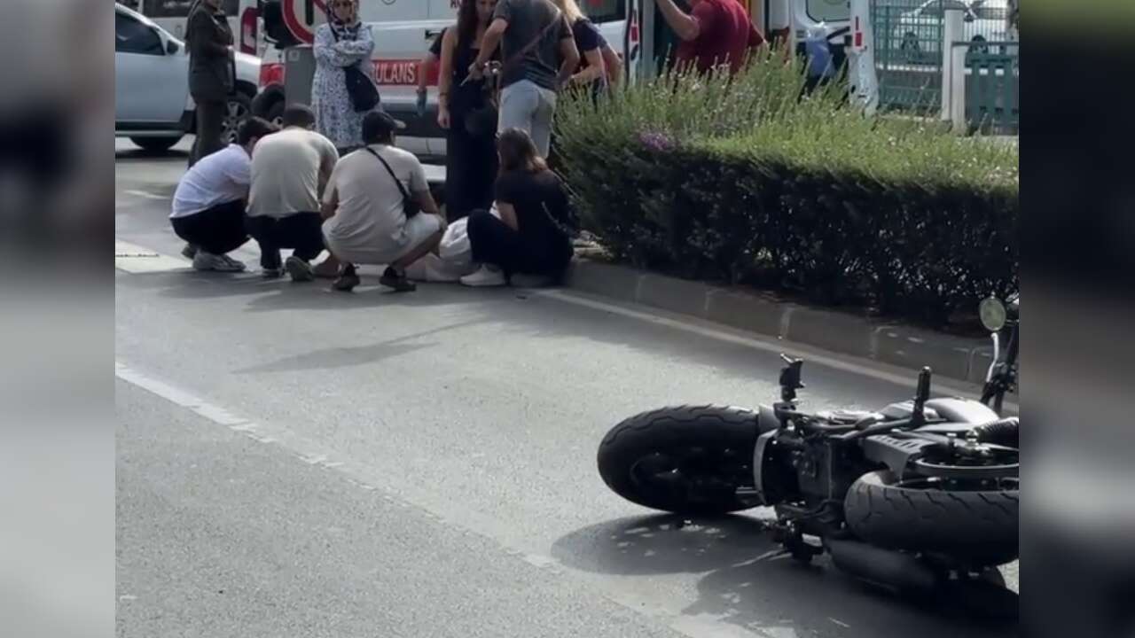 Fethiye’de Otomobil ile Motosiklet Çarpıştı