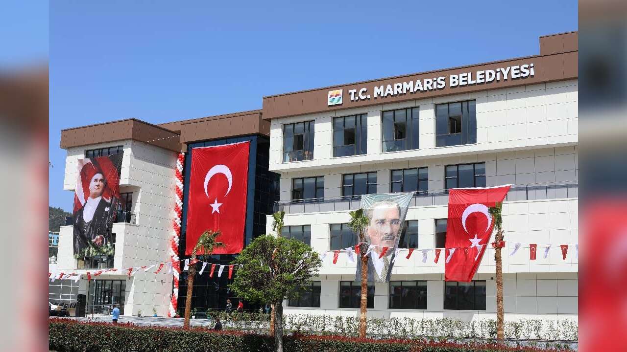 Marmaris’te Esnafa 29 Ekim Uyarısı: İşyeri Açacaklar İçin Ruhsat Zorunluluğu Hatırlatıldı