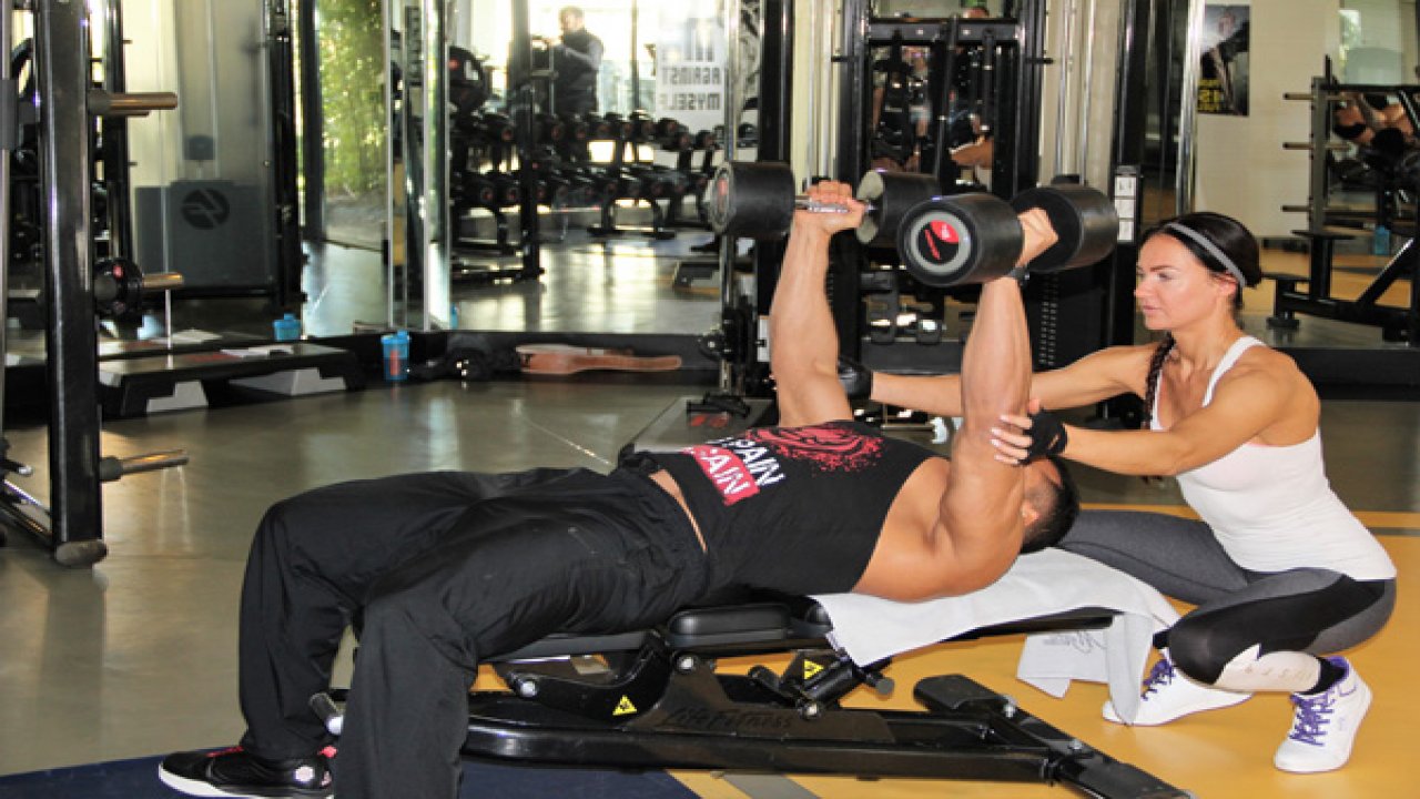 Dünya şampiyonasına eşi hazırlıyor