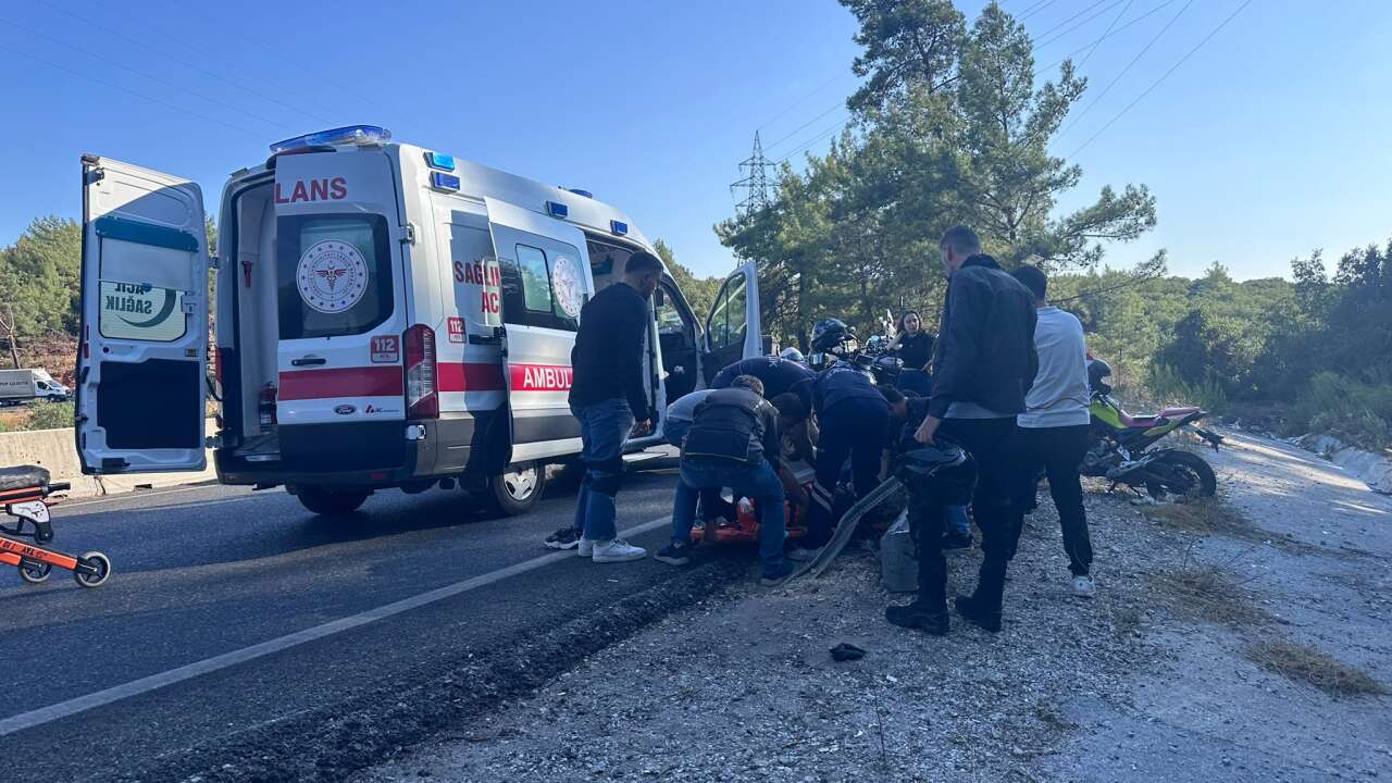 Muğla Sakar Geçidinde Kaza, Yaralılar Var