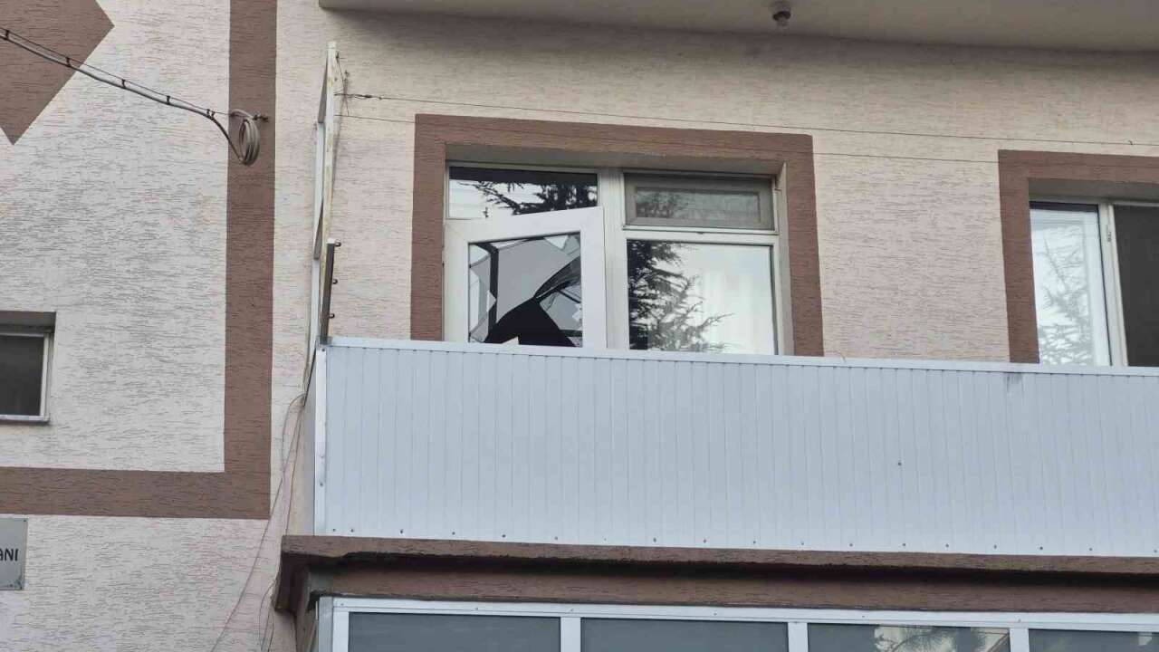 Kötü Koku İhbarı Gerçeği Ortaya Çıkardı: Evden Cansız Bedeni Çıktı