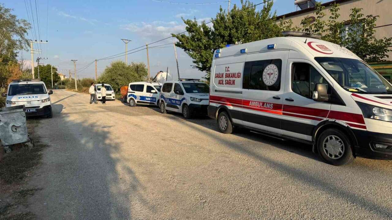 Traktör Geri Manevra Yaptı: 4 Yaşındaki Çocuk Hayatını Kaybetti