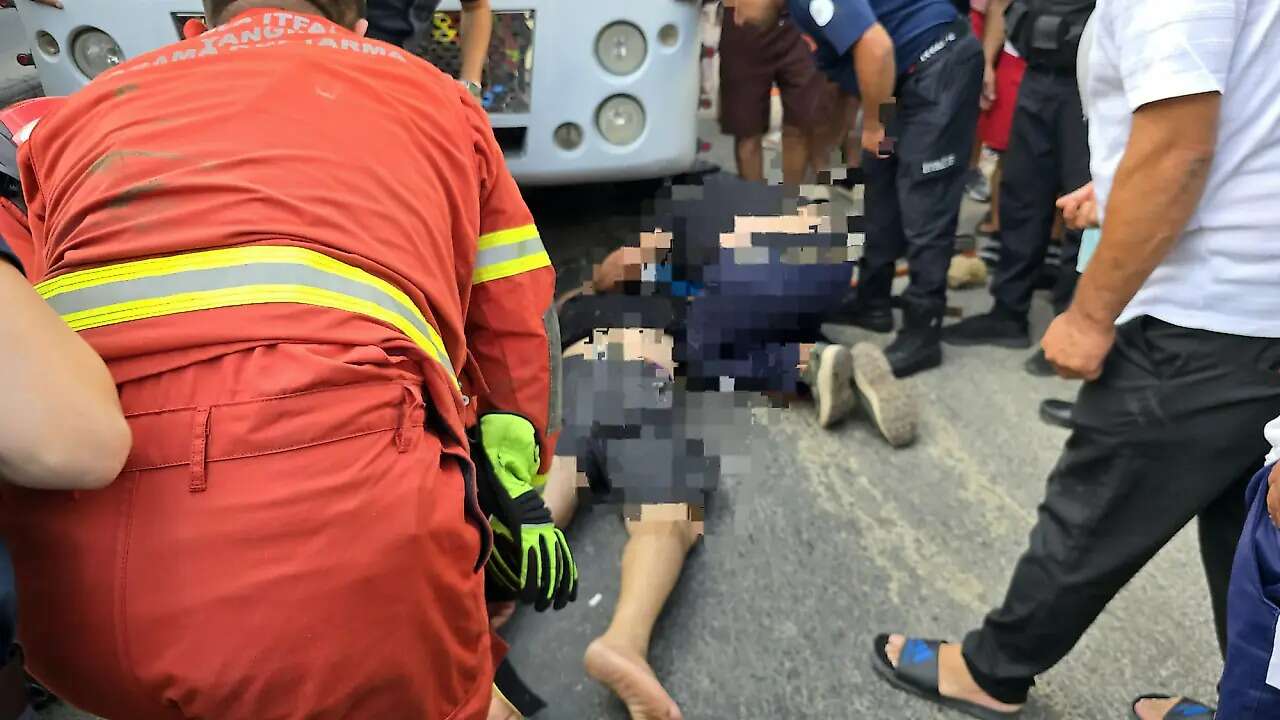 Muğla'da Kaza: Motosikletli Tankerin Altında Sıkıştı