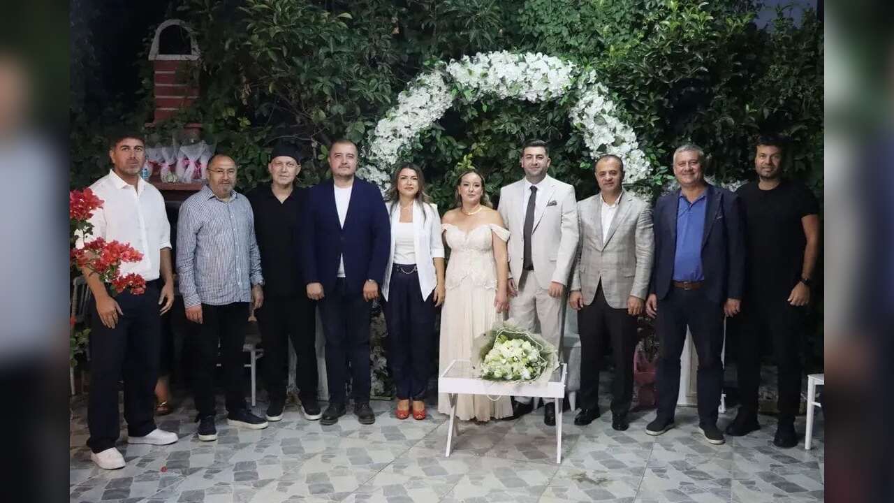 Muğlaspor Ailesinde Nişan Mutluluğu: Fırat Ayata ve Buse Dedeoğlu İlk Adımı Attı