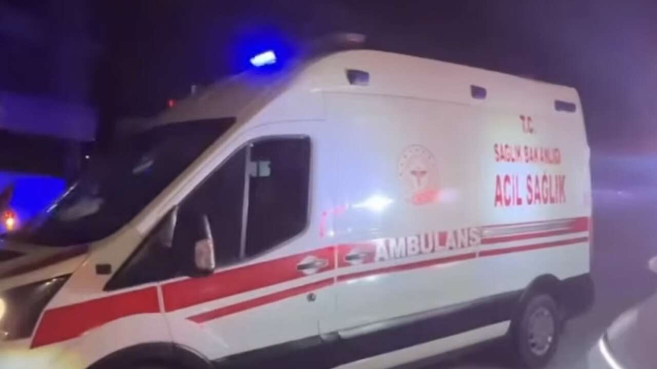 Muğla’da Otomobil ile Motosiklet Çarpıştı: 1 Kişi Hastaneye Kaldırıldı