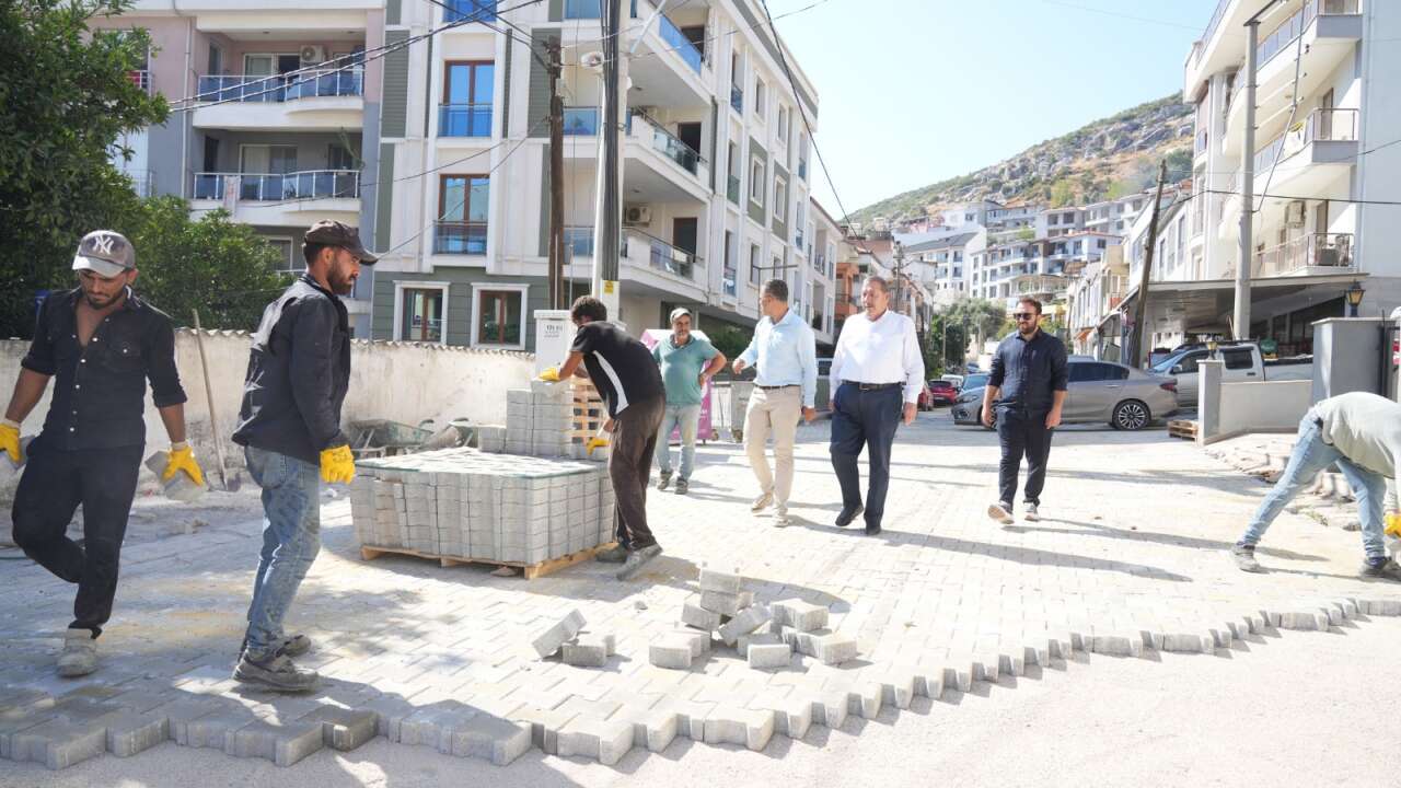 Milas’ın Sokakları Yenileniyor: Ekipler Sahada