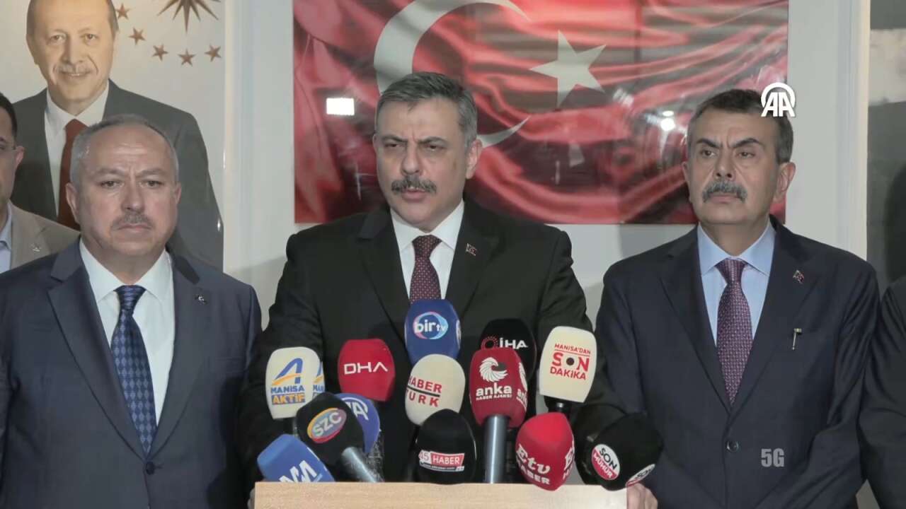 Bakan Çiftçi Turgutlu’daki Okul Saldırısını Anlattı: Tüfek Anneanne Üzerine Kayıtlı, 11 Öğrenci Yaralandı