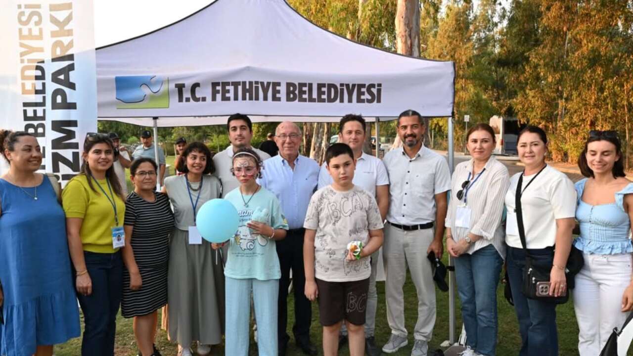 Fethiye’de “Sokaklar Hepimizin” Etkinliğiyle Erişilebilir Kent Yaşamına Dikkat Çekildi