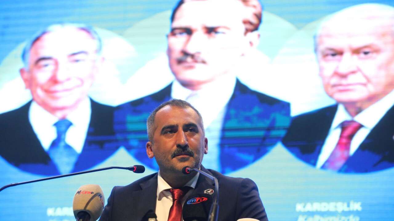 MHP Muğla’dan Atatürk Büstüne Yapılan Zarar Verilmesine Tepki
