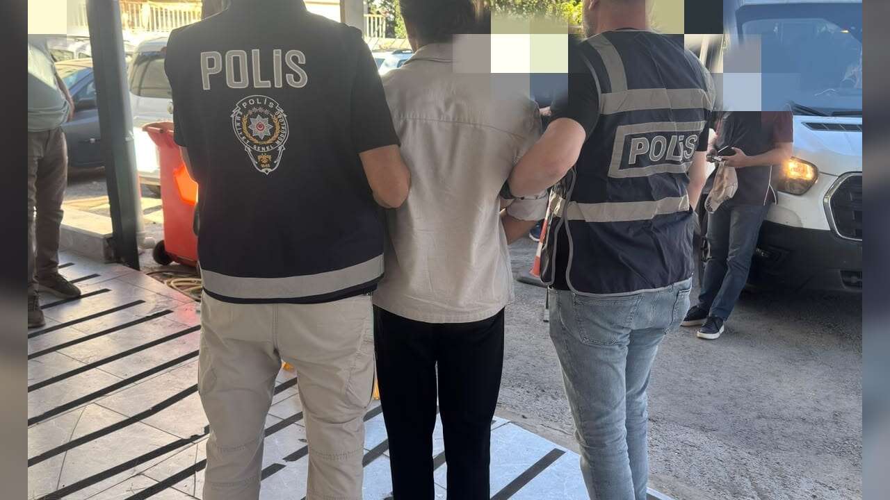 Muğla’da Atatürk Büstünü Söken Şüpheli Yakalandı
