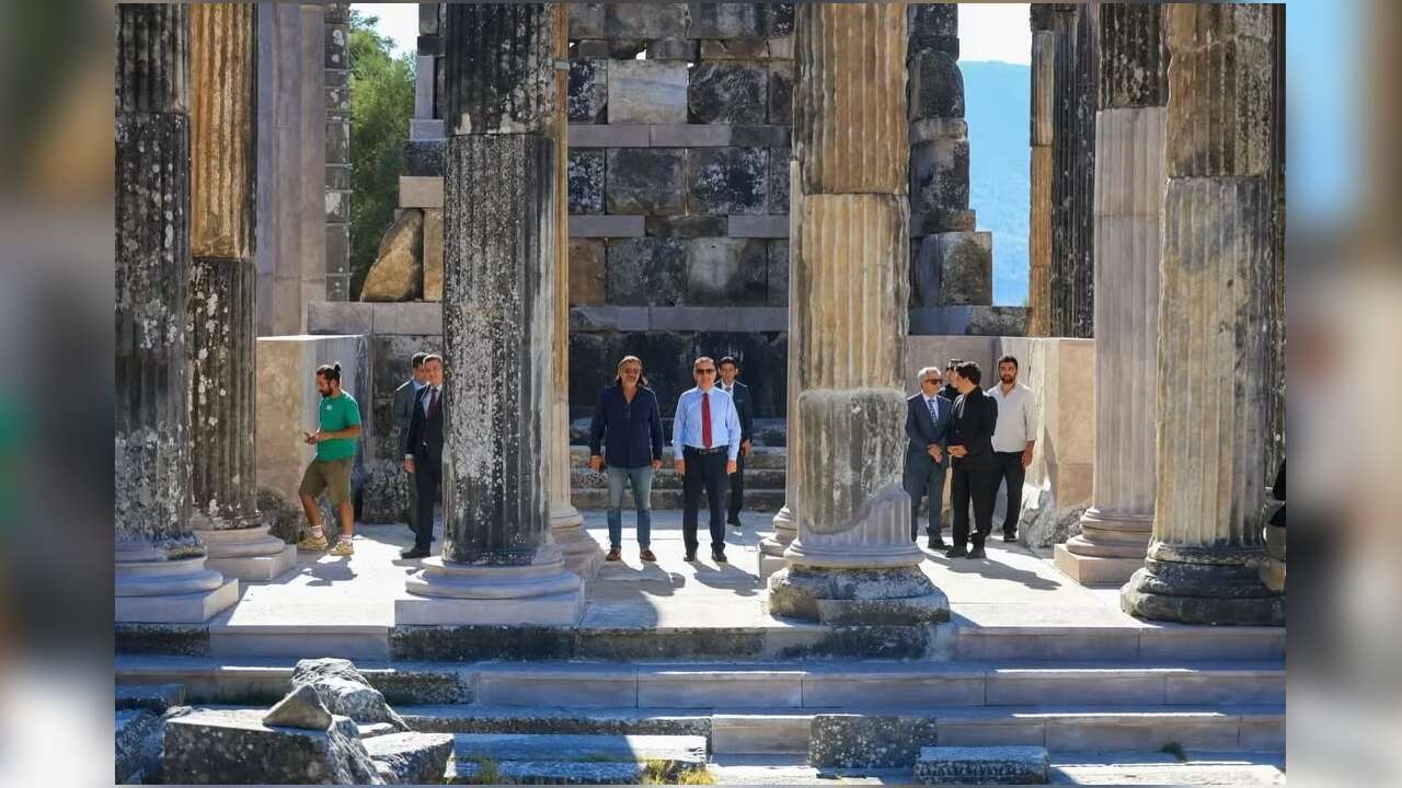 Vali Akbıyık, Milas’taki Euromos ve Beçin Kalesi’nde İncelemelerde Bulundu