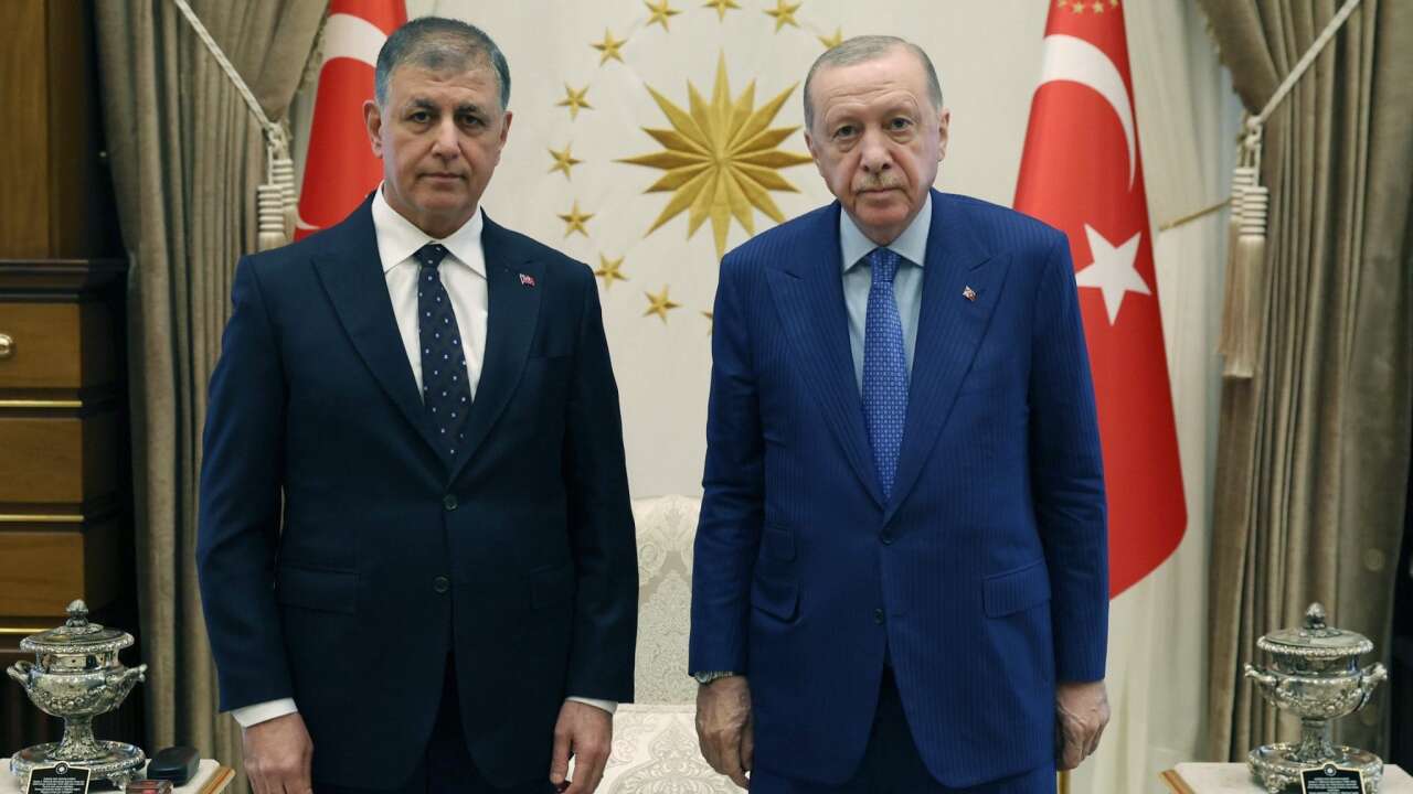 Cumhurbaşkanı Erdoğan, İzmir Büyükşehir Belediye Başkanı Cemil Tugay’ı Kabul Etti