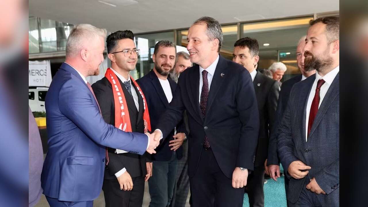 Yeniden Refah Partisi Genel Başkanı Fatih Erbakan Muğla’da