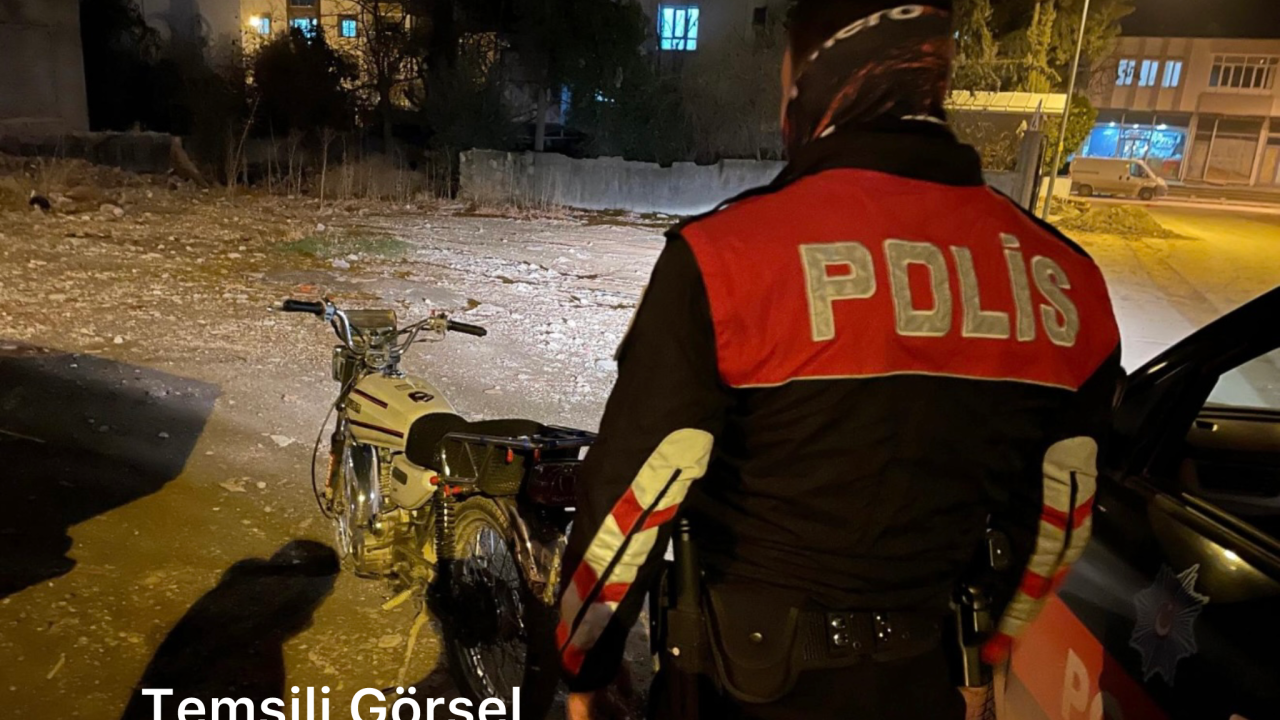 Muğla’da Çaldıkları Motosikleti Bıraktılar Ama Kaçamadılar