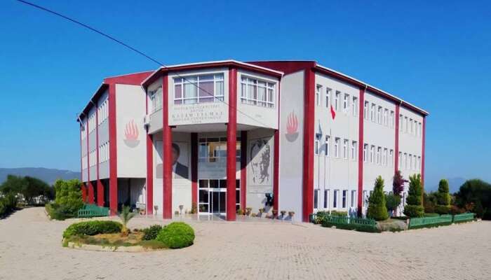 Muğla’da Üniversite Kantinleri İhaleyle Kiraya Verilecek, Ortaca ve Datça İçin İhale Tarihi Belli Oldu