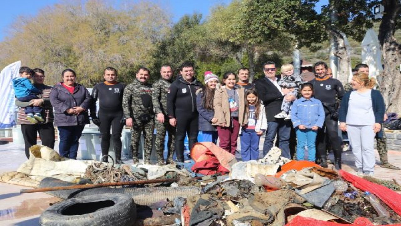 Bodrum koyları temizleniyor