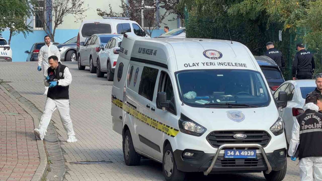 Ortaokulda B*ç*klı Saldırı: 6 Öğrenci Yaralandı