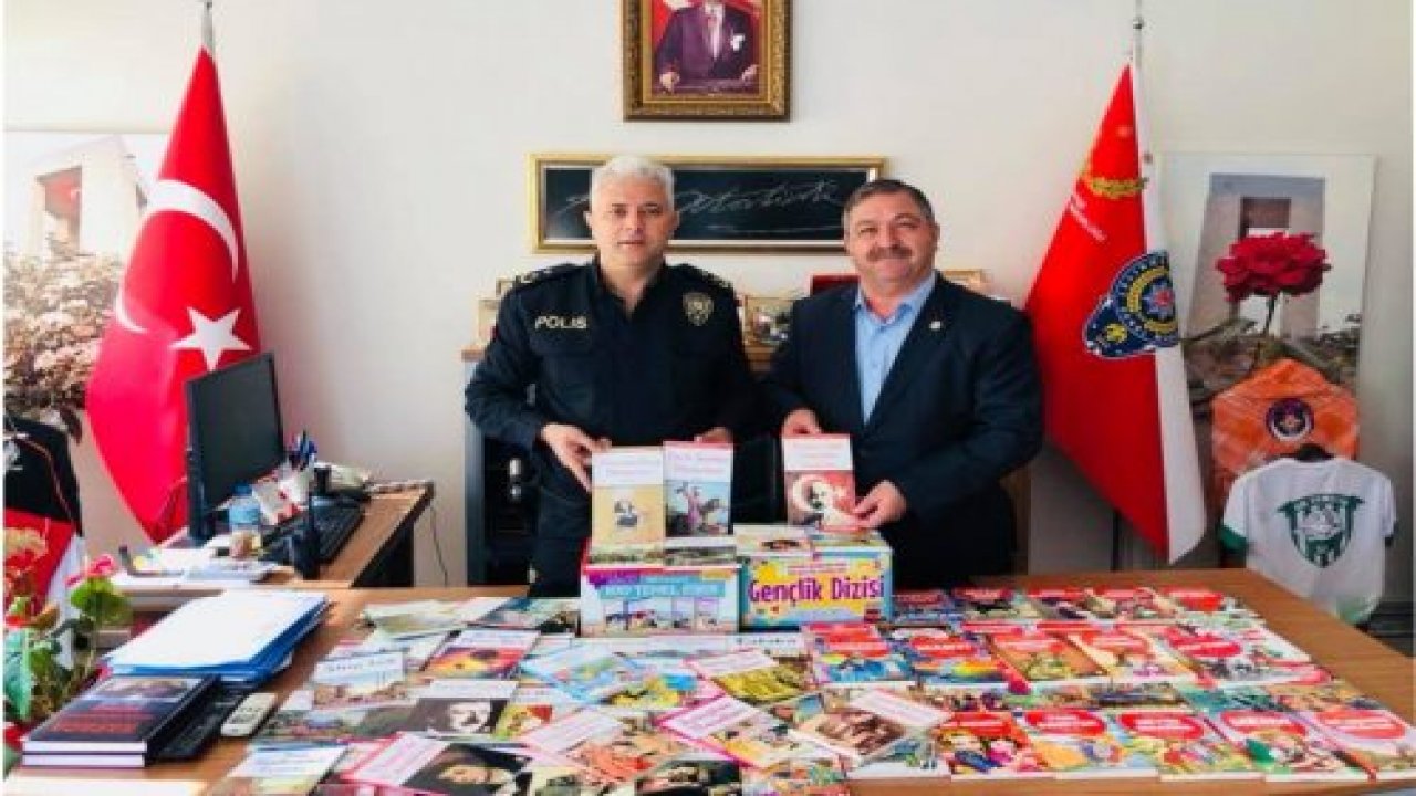 Ziraat Odası Başkanından Kütüphaneye Destek