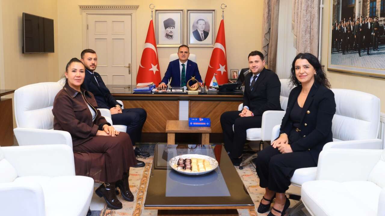 Muğla'da Sağlık Çalışanlarının Sorunları Raporunu Muğla Valisine Sundular, Sağlık Çalışanlarını Yüksek Kiradan Rahatsız