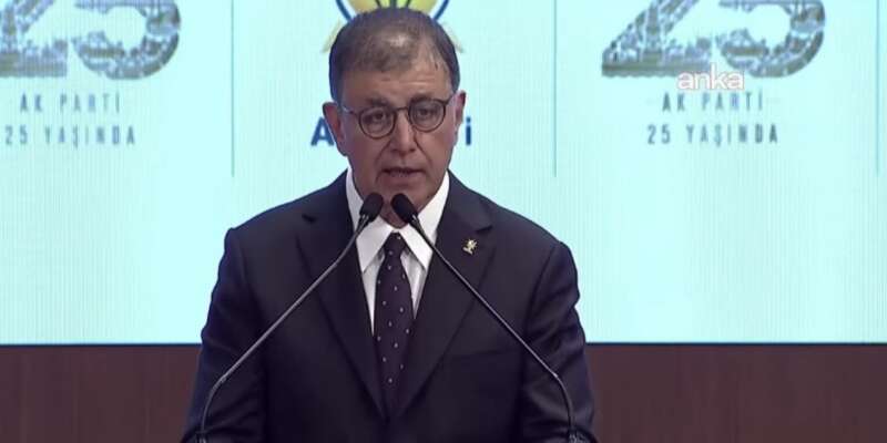 Cemil Tugay AK Parti’ye Katıldı: “Biz Kimsesizlerin Kimsesi Olmak İçin Siyaset Yapıyoruz”