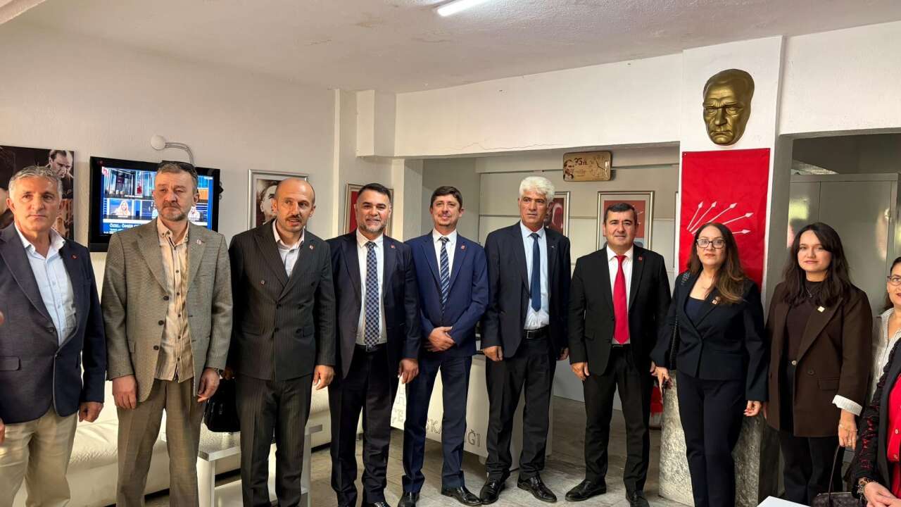 CHP Muğla İl Başkanı Karahan Yatağan’da Konuştu: “Adres Cumhuriyet Halk Partisi İse Partiyi Neden Bırakıyoruz?”