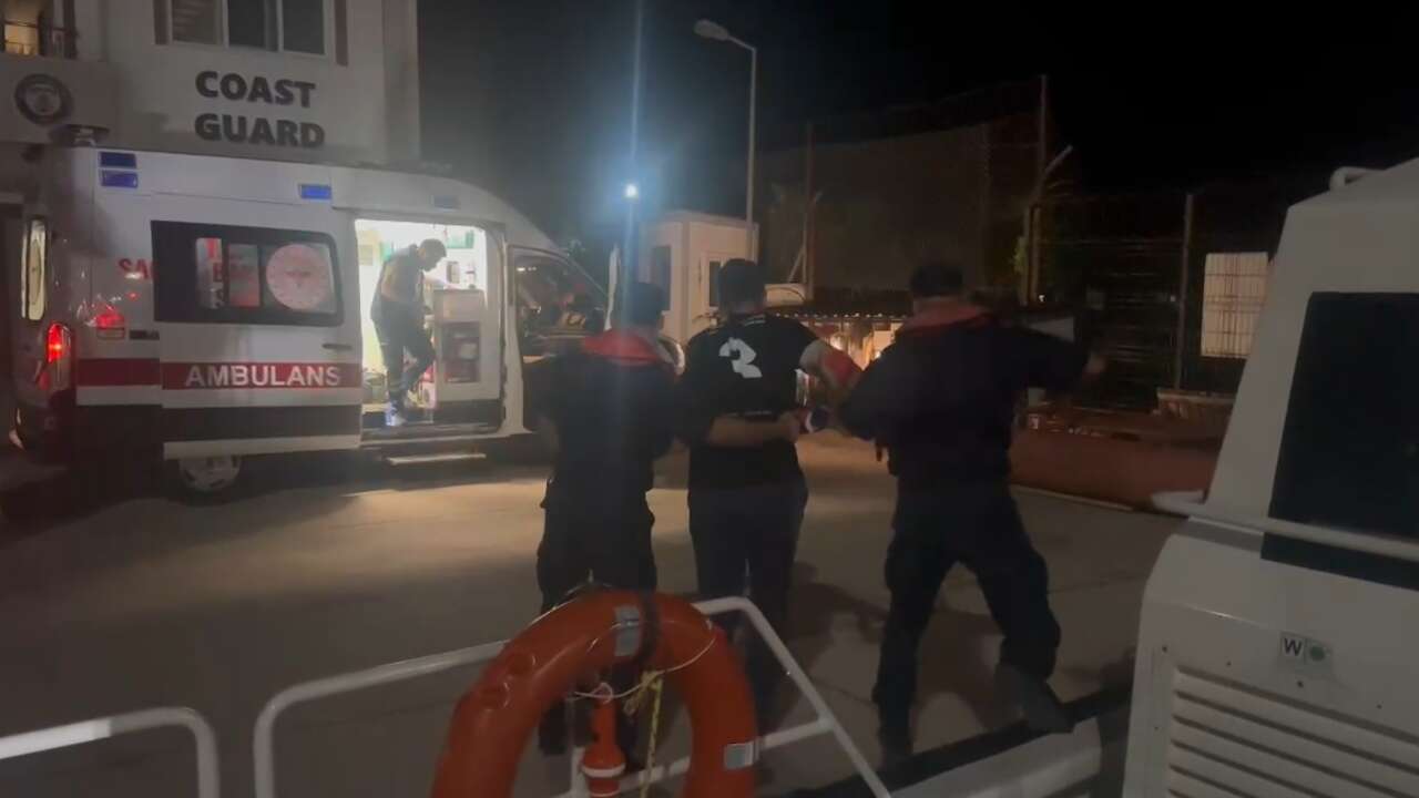 Muğla’da Yolcu Gemisinde Hareketlilik: Yaralı Yolcu Tahliye Edildi