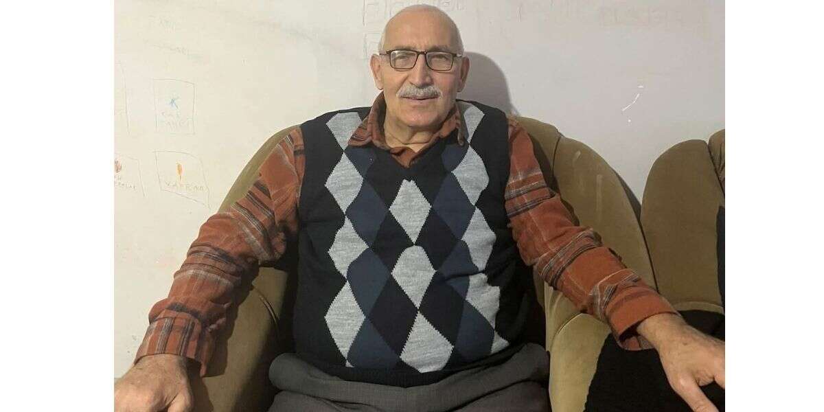 Çardakta Üzüm Toplarken Merdivenden Düşen Yaşlı Adam Hayatını Kaybetti