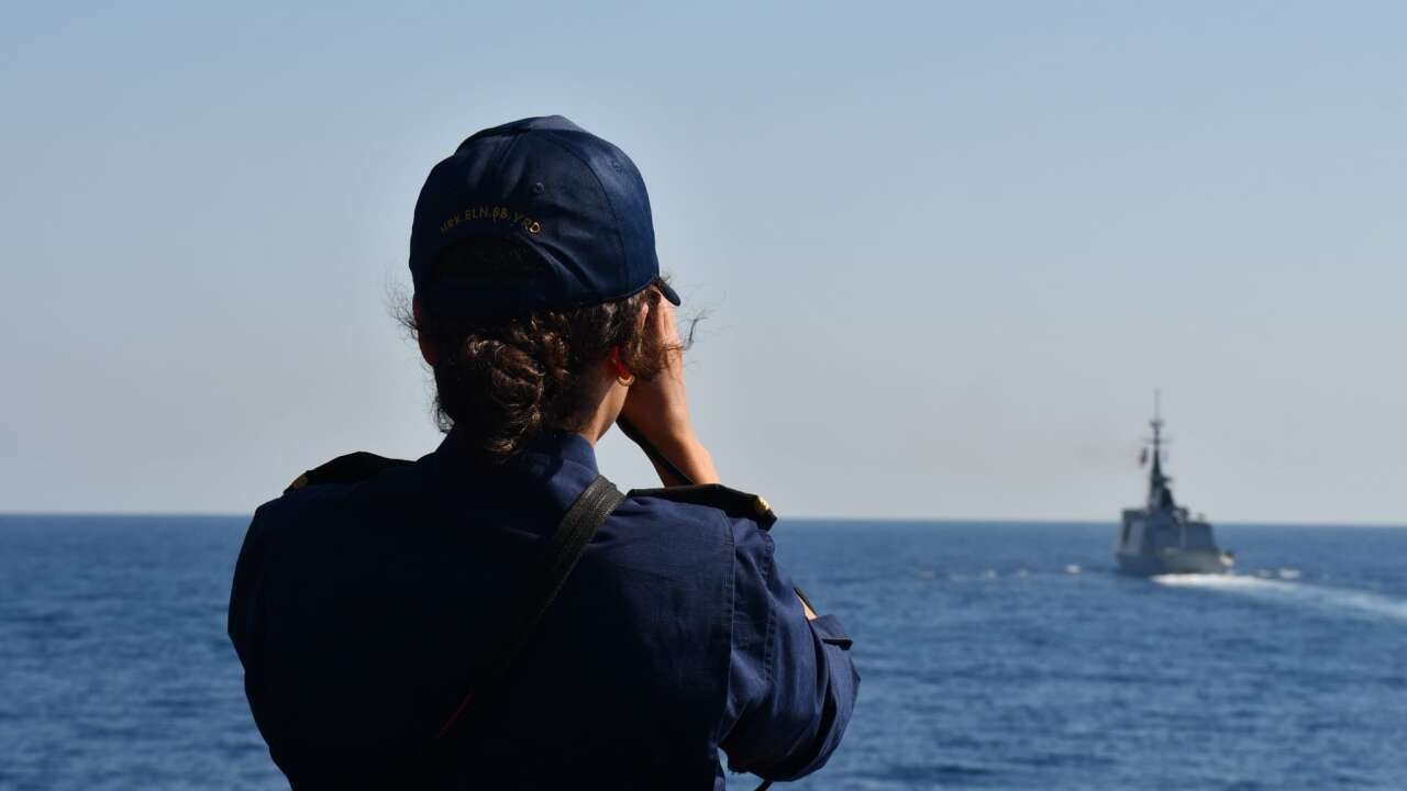 Fransız Fırkateyni Marmaris’te, TCG Gökova ile Ortak Eğitim Gerçekleştirildi