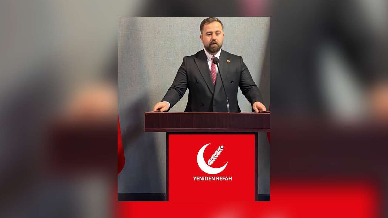 Muğla’da Öcalan Pankartı Tartışması Büyüyor: Yeniden Refah İl Başkanı Sessizliğini Bozdu