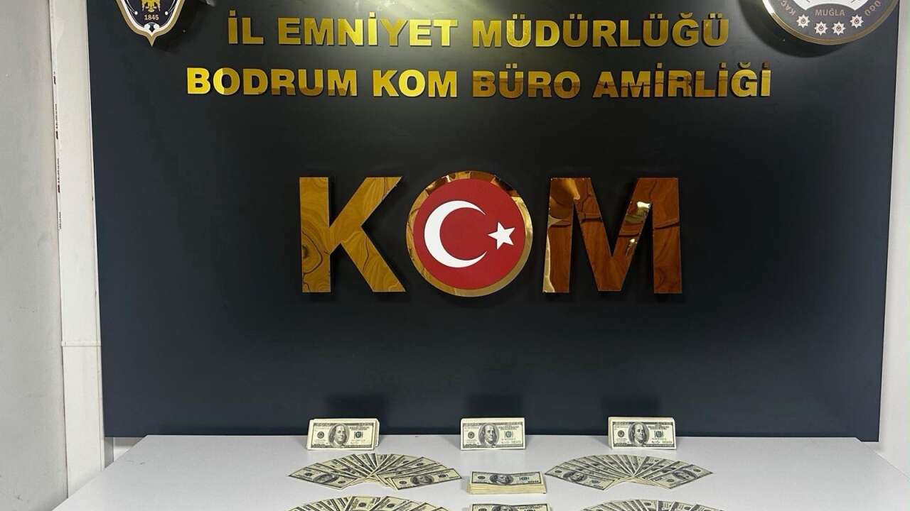 Muğla’da Sahte Dolar Operasyonu: İş Yerinden 46 Bin 200 Dolar Çıktı