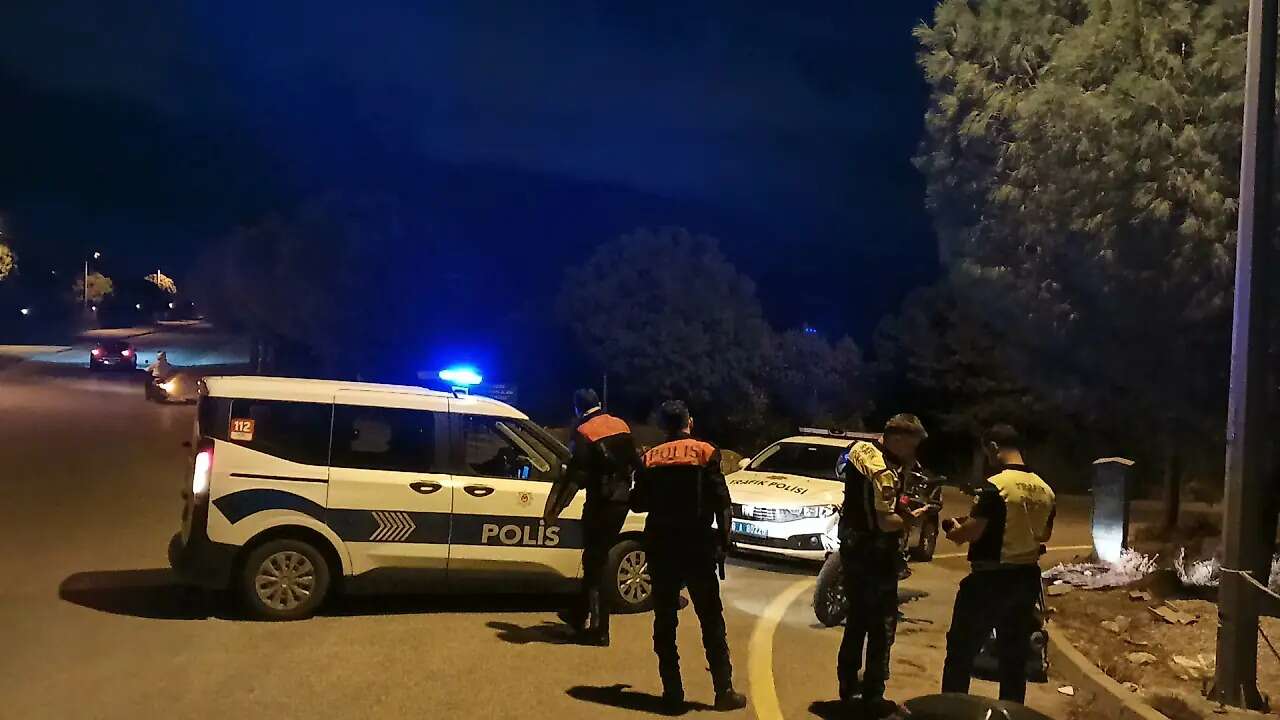 Muğla'da Şüpheli Motosikletli Polisi Harekete Geçirdi, Şüphelinin Üzerinde Narkotik Madde Çıktı