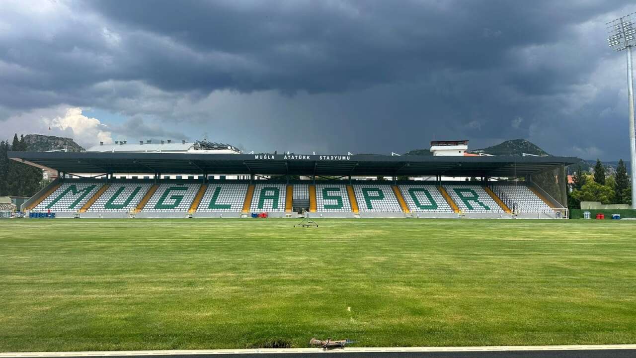 Muğlaspor - Bursaspor Maçında Bilet Yoğunluğu: Tribünler Doluyor