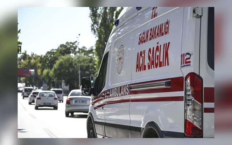 Muğla’da Kavşakta Taksi Kadına Çarptı