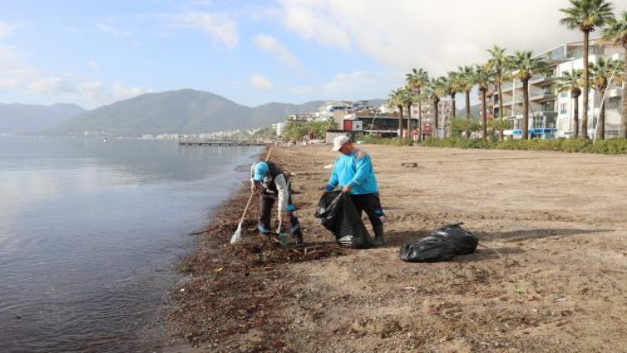 Fırtınan izleri silinmeye çalışılıyor