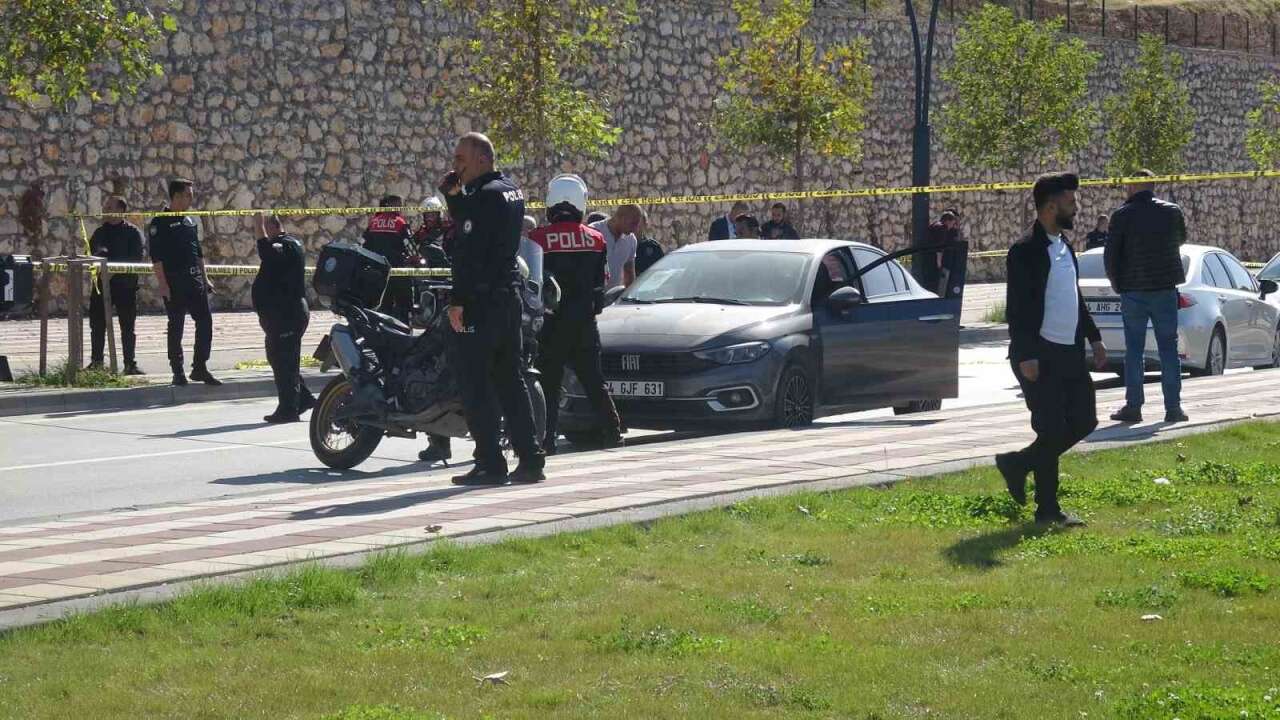 Eş Cin*yeti: Karısını Öldürdü, Hastanede Hayatını Kaybetti