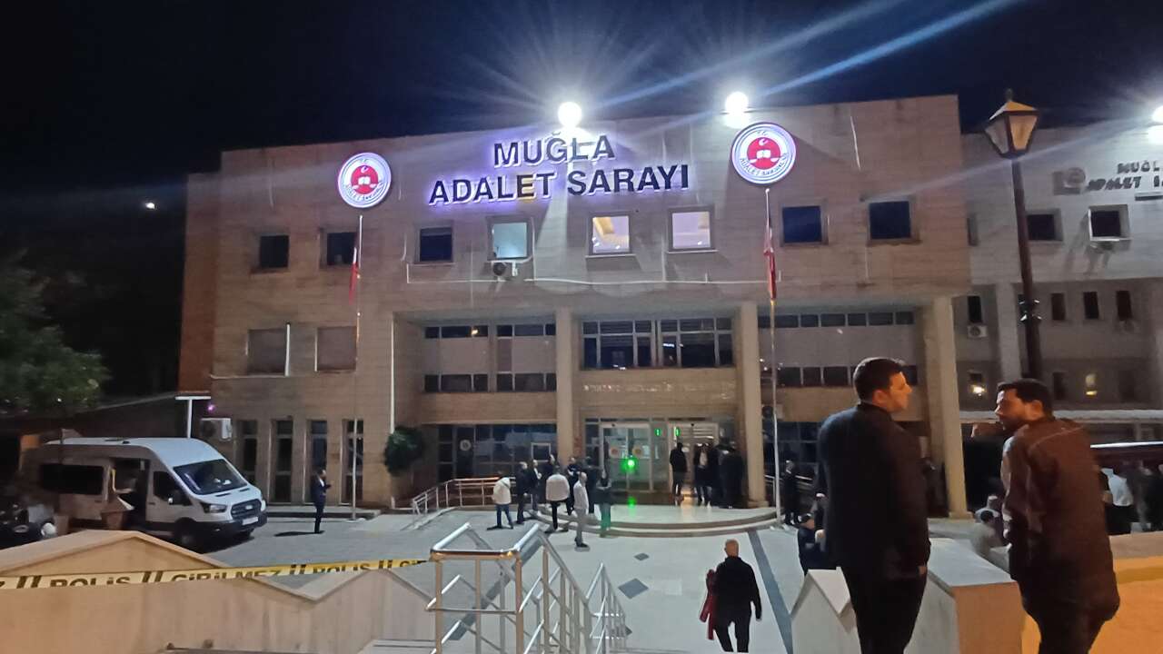 Milas Belediye Başkanı Fevzi Topuz Dahil 18 Kişi Tutuklandı