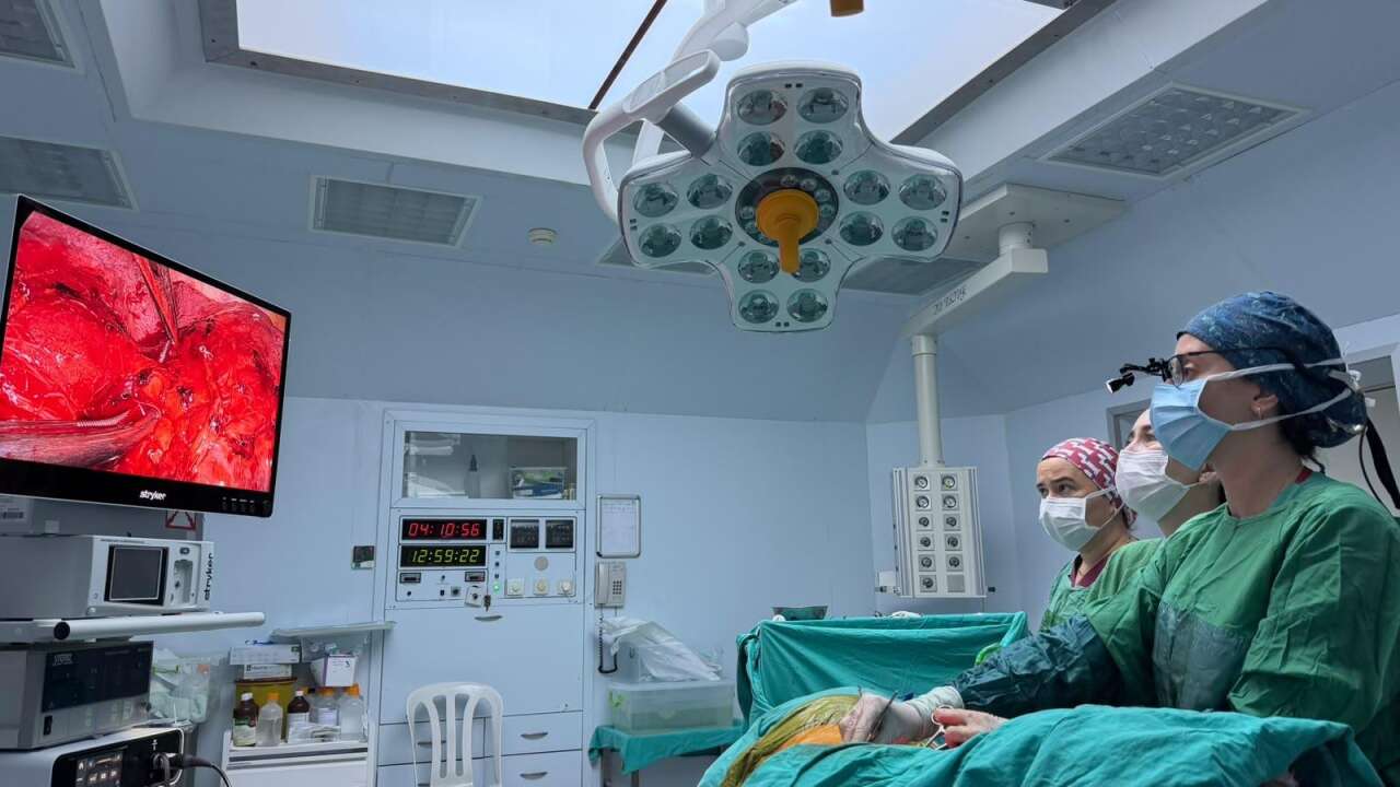 Fethiye Devlet Hastanesi'nde İlk Kez Kapalı Akciğer Ameliyatı Yapıldı