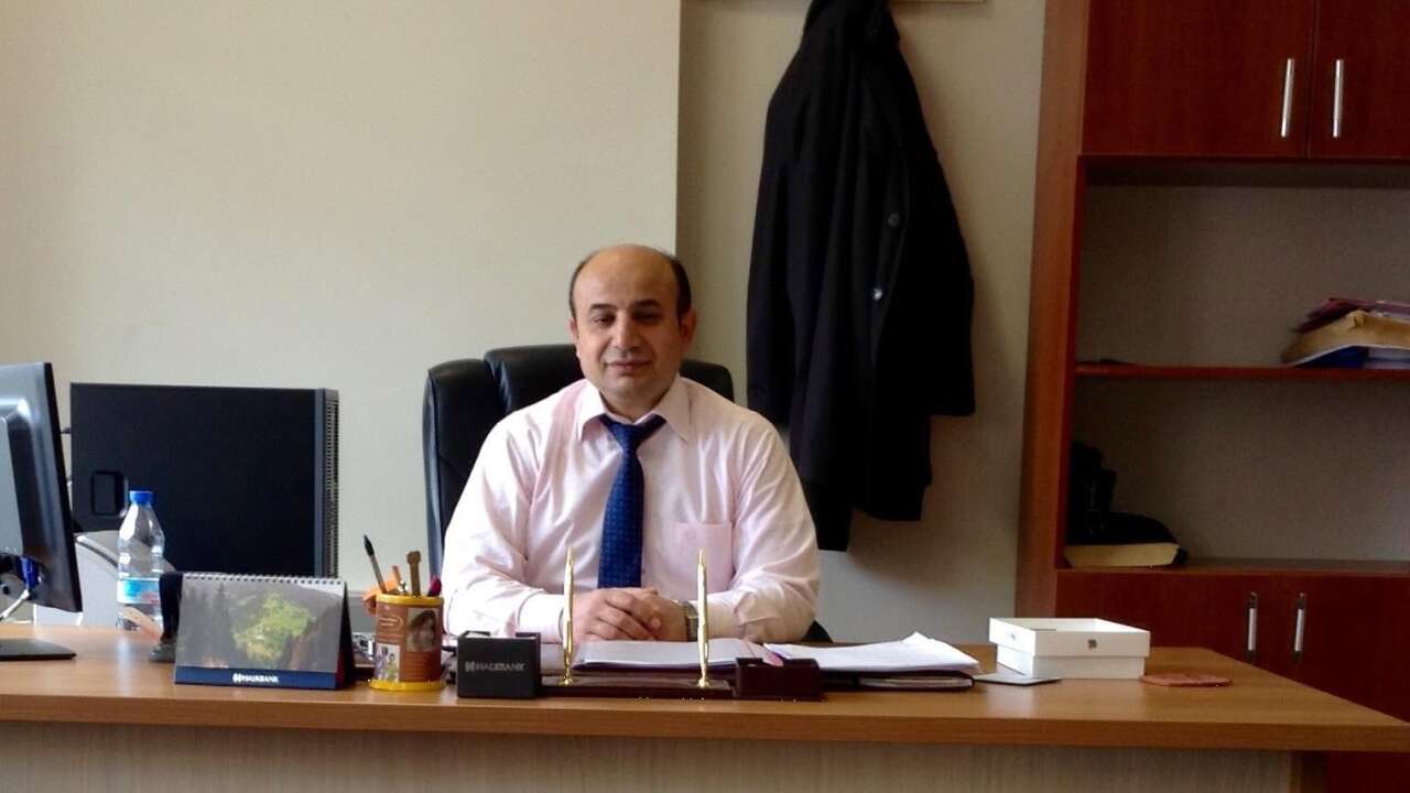 Adliye Personeli Çatıdan Düşerek Hayatını Kaybetti