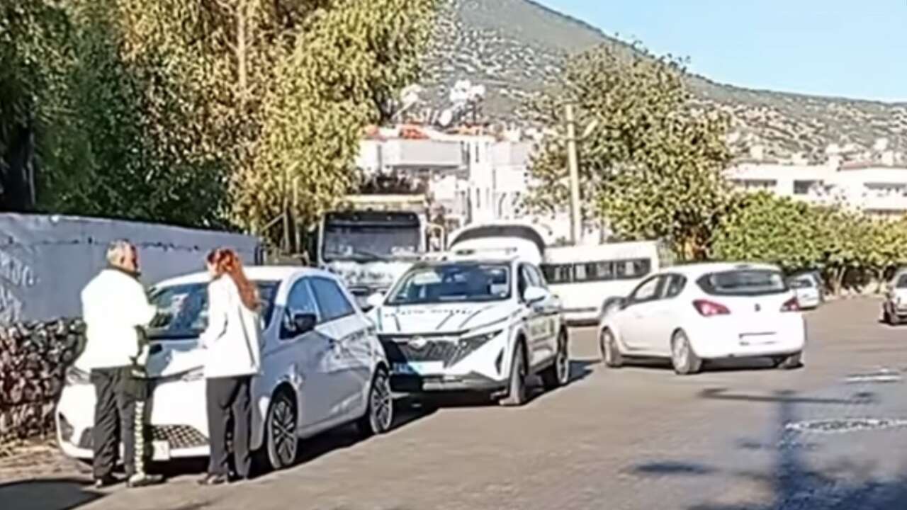 Muğla’da Trafik Kazası: Otomobilin Çarptığı Yaya Hastaneye Kaldırıldı